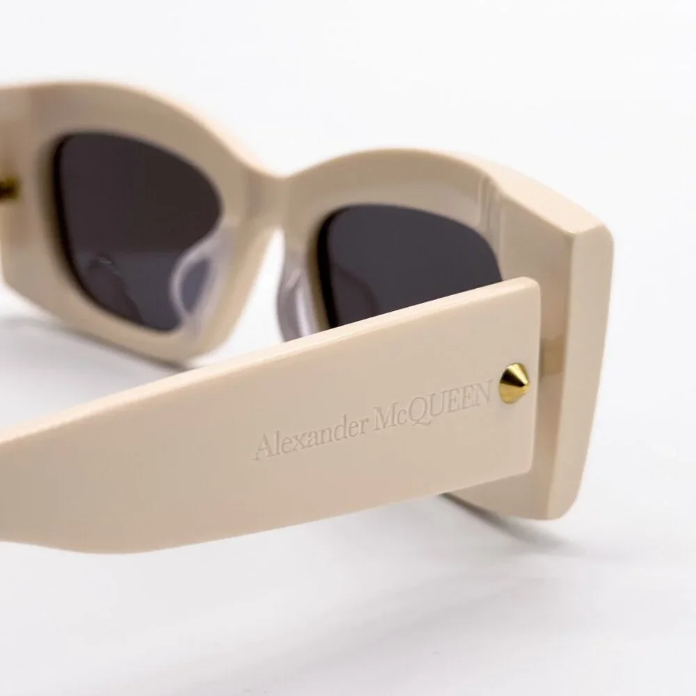 NEW ALEXANDER MCQUEEN AM0426S 005 IVORY SUNGLASSES ALEXANDER MCQUEEN